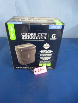 PAPER SHREDDER NEW IN BOX