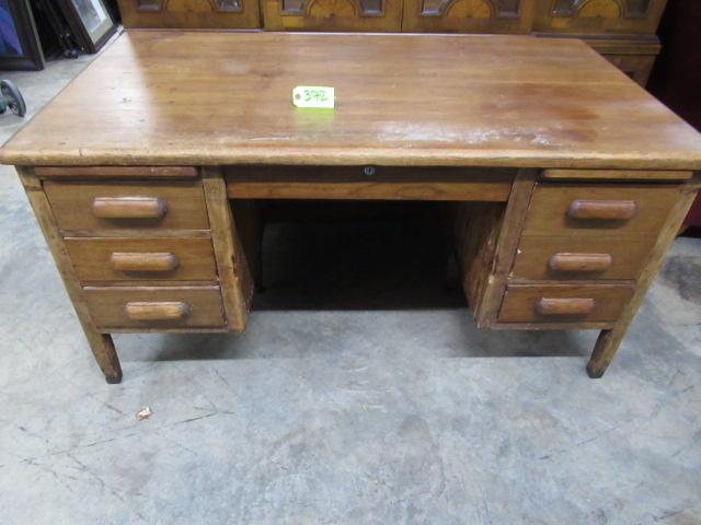 OFFICE DESK  56 X 34 X 30