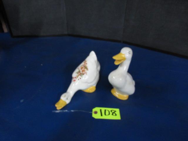 DUCK FIGURINES