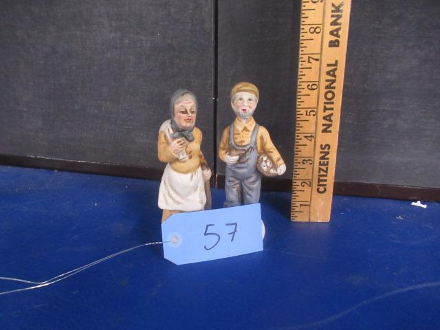 PAIR OF COLONIAL FIGURINES