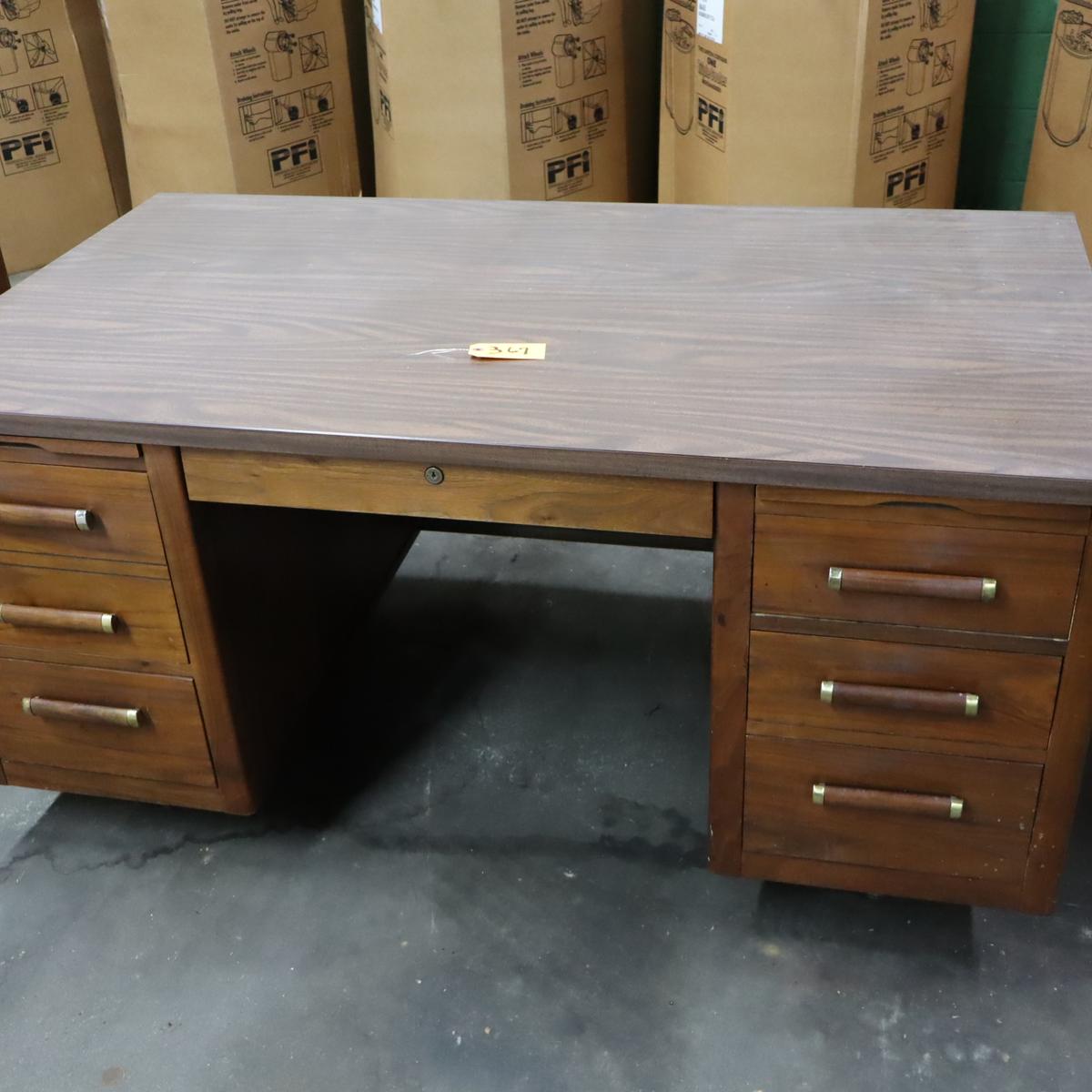 OFFICE DESK  5 FT.