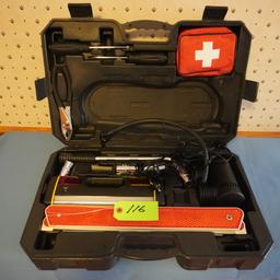 ROAD SIDE ASSISTANCE KIT