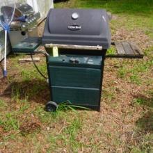 CHAR BROIL GRILL