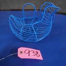WIRE CHICKEN BASKET