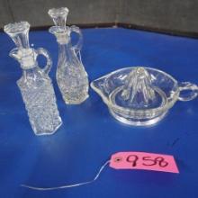 2 CRUETS AND JUICER
