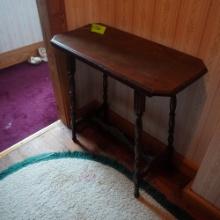 SOFA TABLE