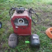 LINCOLN ELECTRIC 225 STICK WELDER