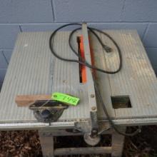 MAKITA TABLE SAW