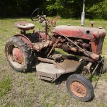 F CUB INTERNATIONAL HARVESTER W/ BELLY MOWER