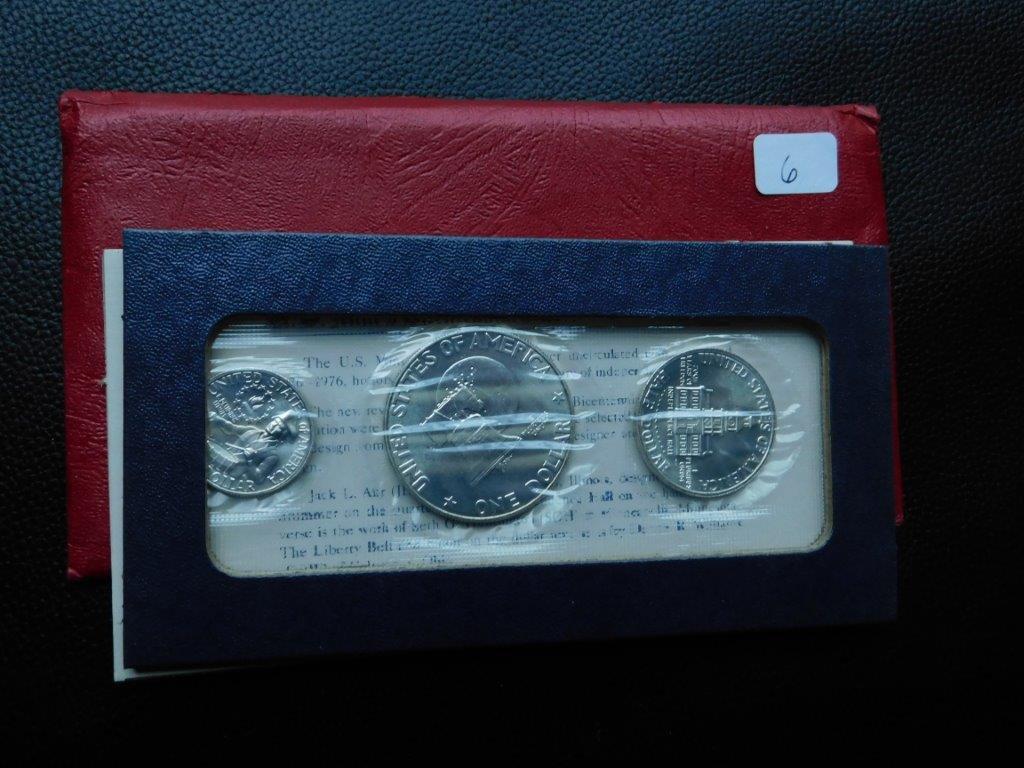 1976 3-PIECE SILVER MINT SET IN RED ENVELOPE