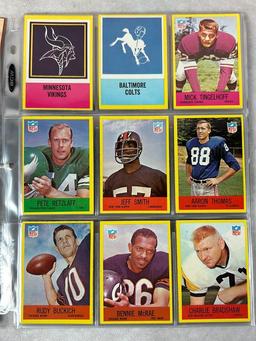 (75) 1967 Philadelphia Football - With Team and Logo Cards