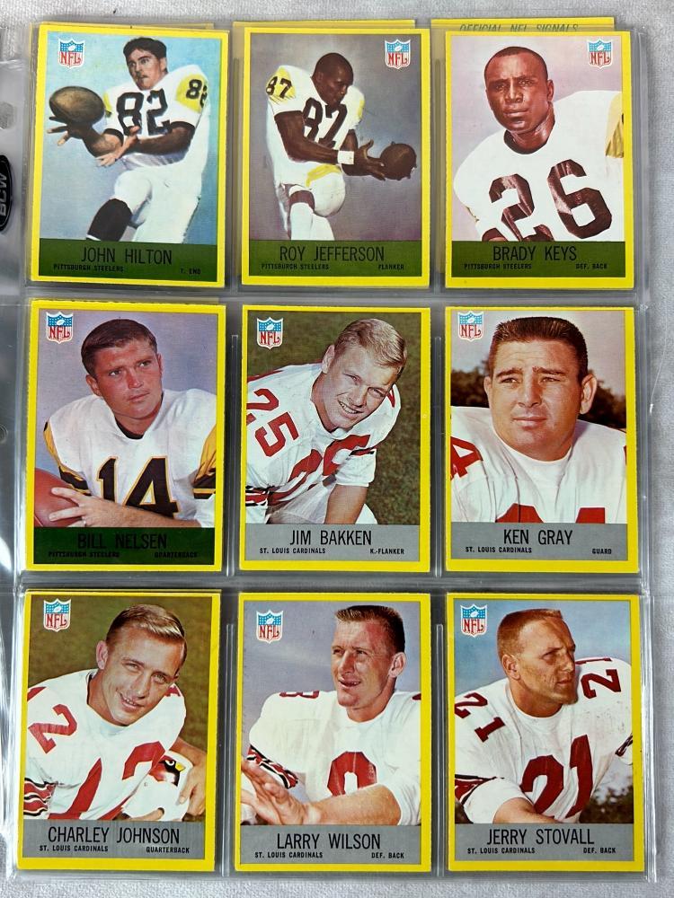 (75) 1967 Philadelphia Football - With Team and Logo Cards
