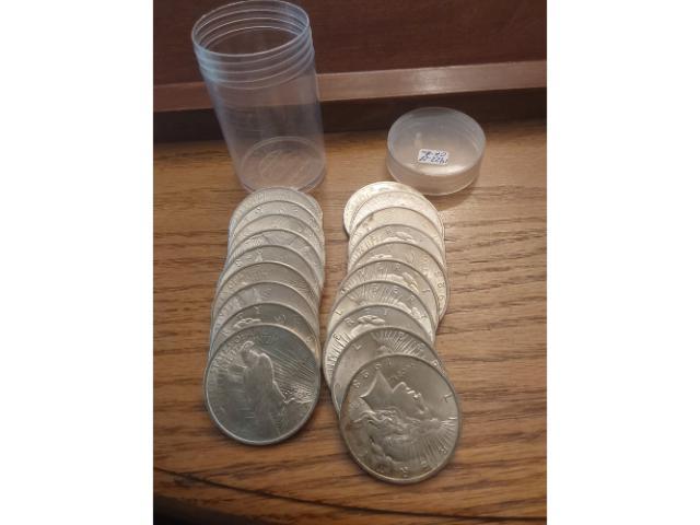 1922-23 ROLL OF BU PEACE DOLLARS