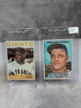 1964 Topps Willie Mays & 1967 Topps Roger Maris