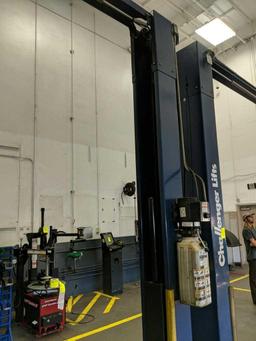 Challenger lift