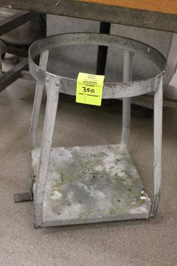 Mixing Bowl Dolley