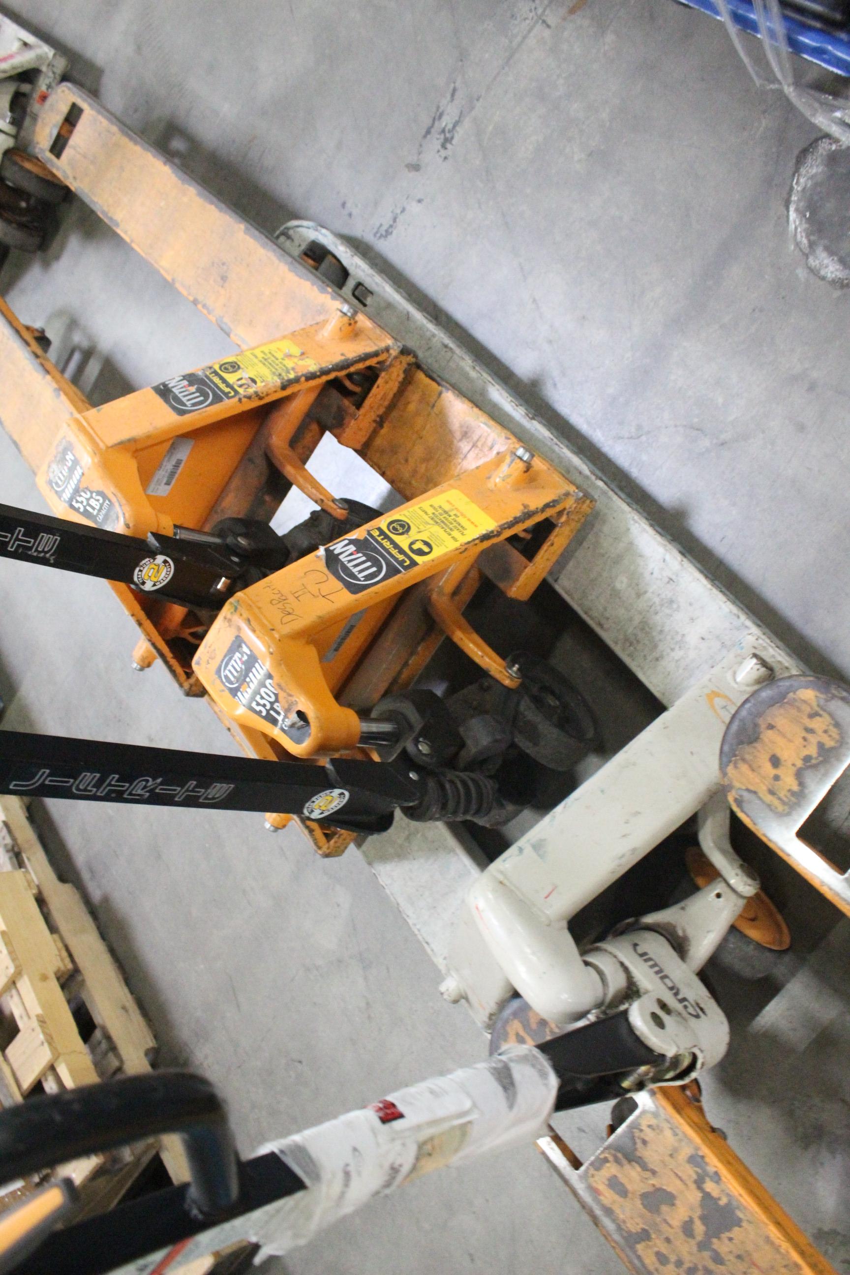 Manual Pallet Jacks