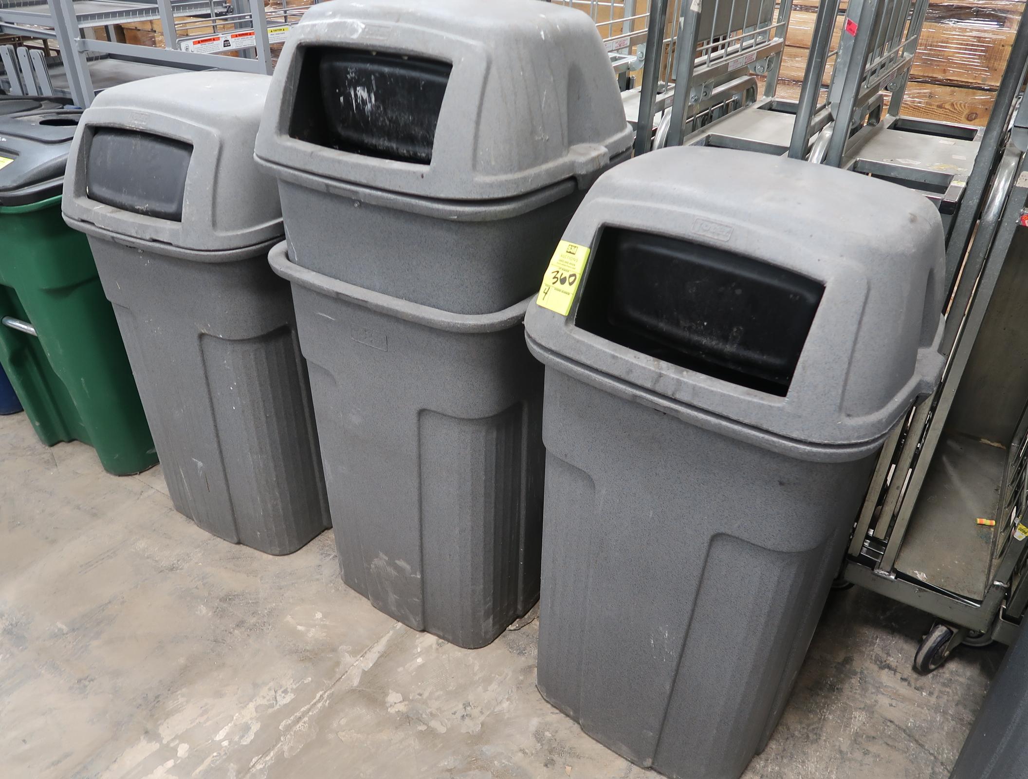 Toter trash cans w/ 3 lids