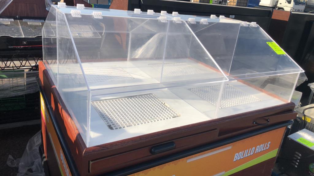 4’ x 4’ Two Way Bolillo Roll Merchandiser