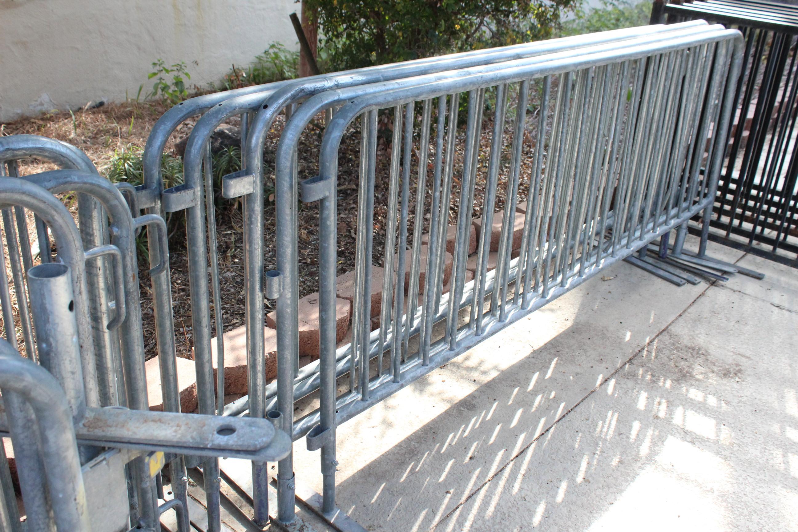 Assorted Sized Metal Crowd Control Railing