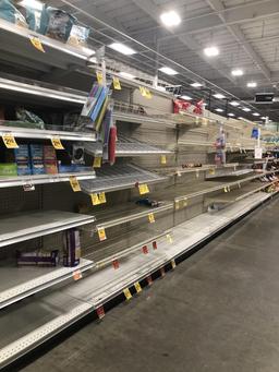 88ft Of Madix Gondola Shelving