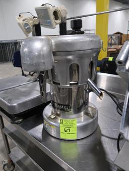 Nutrifaster N450 commercial juice extractor