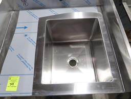 single compartment sink w/ side-splashes, looks new