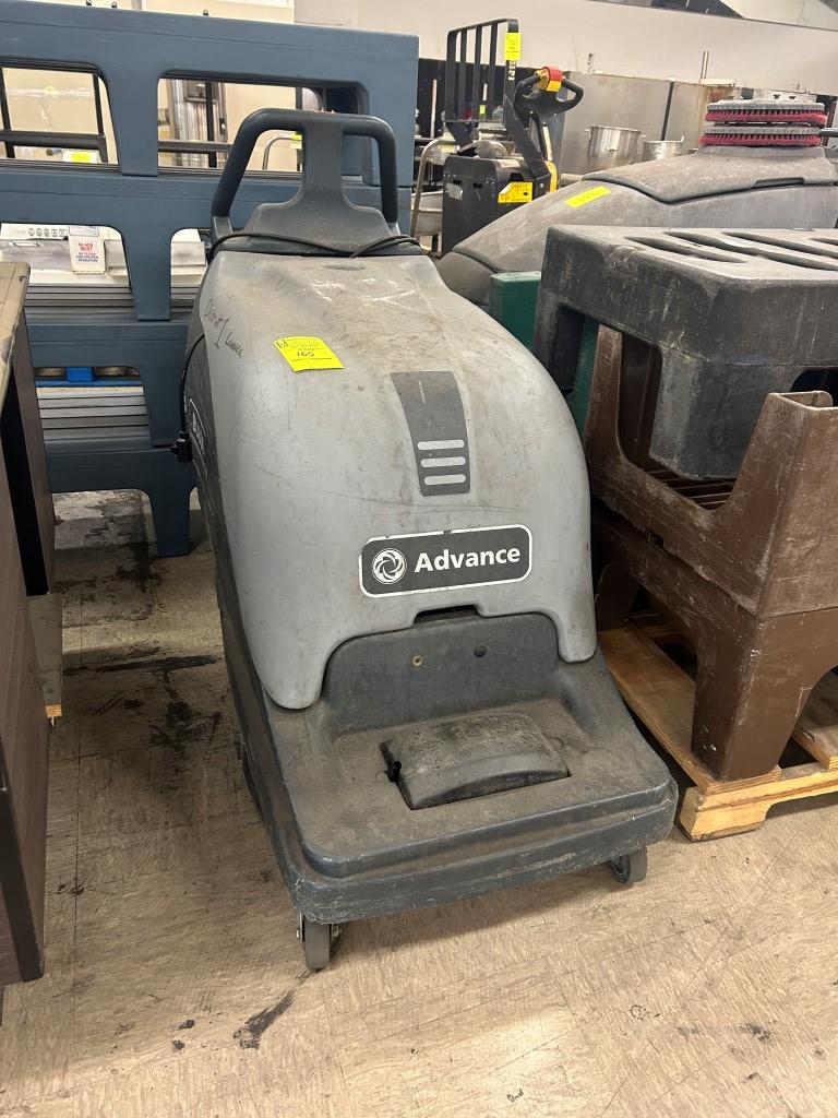 Advance BU800 Floor Scrubber