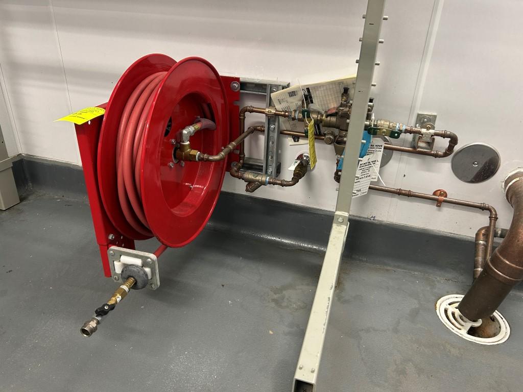 Heavy Duty Hose W/ Reel