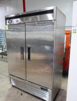 Bison 2-door stainless freezer