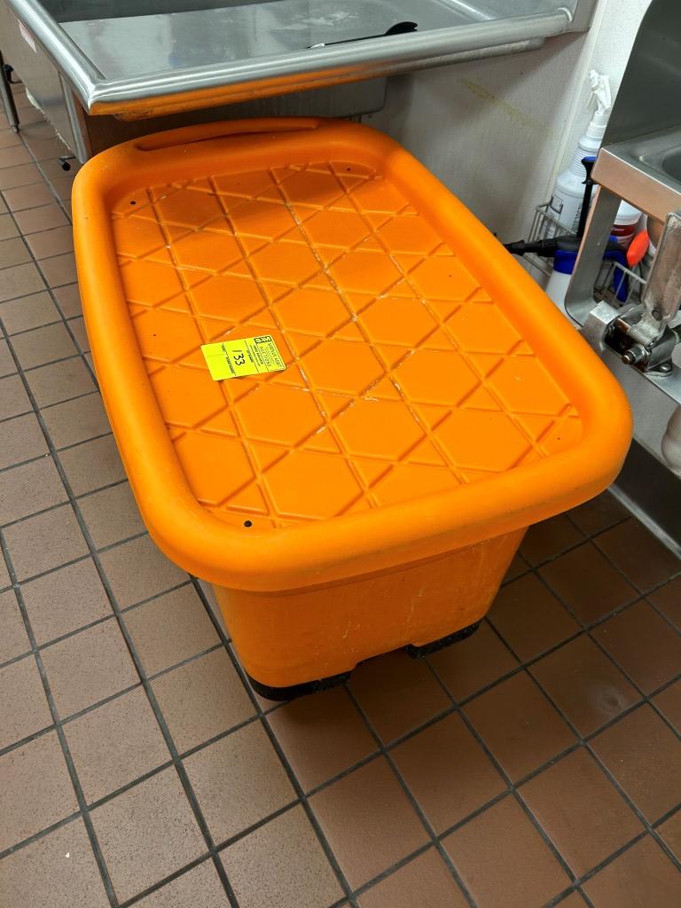Pan Soaking Tub