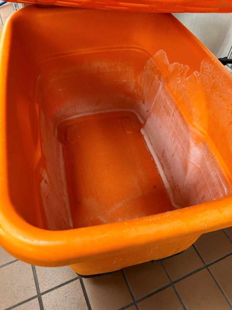 Pan Soaking Tub