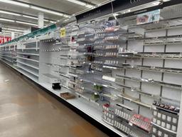 76ft Of Madix Gondola Shelving