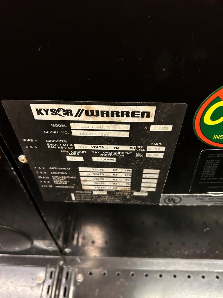 26ft Run Of 2000 Kysor Warren Multideck Cases W/ Med Temp Doors