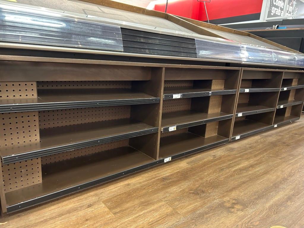 6FT PORTABLE SLANTED DRY PRODUCE TABLE W/ SHELVING BELOW