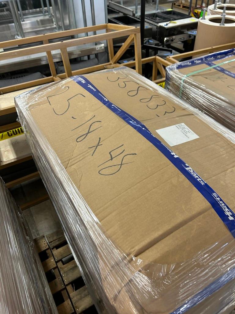 NEW IN BOX HILL PHOENIX BLACK 18IN X 48IN CASE SHELVES