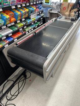 UNMARKED SINGLE BELT CHECKSTAND (NO POINT OF SALES)