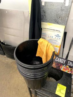 FLORAL BUCKETS WITH STANDS