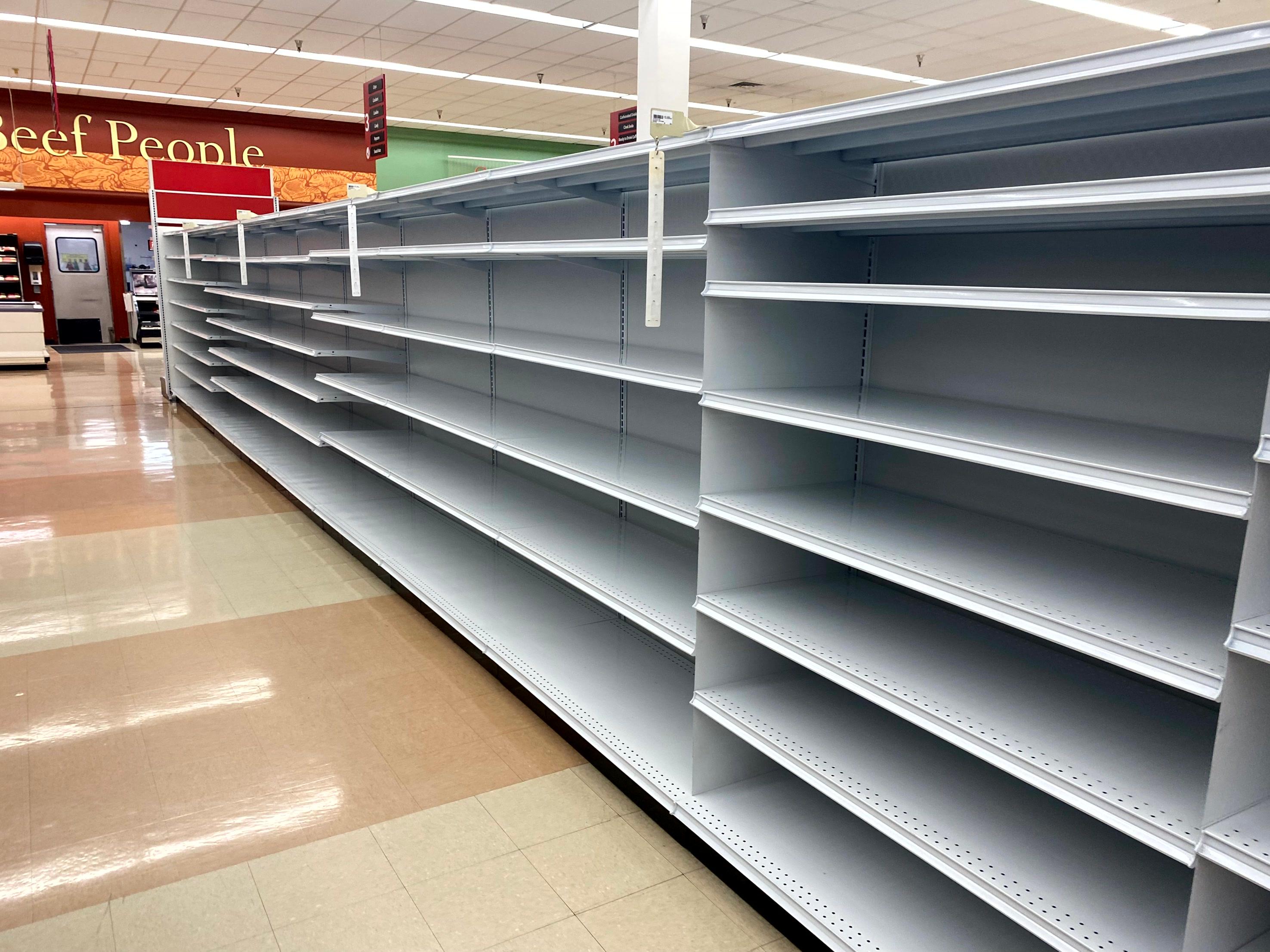 96FT RUN OF MADIX SHELVING