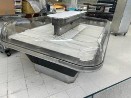 1995 HUSSMANN SELF CONTAINED 8FT ISLAND CASE