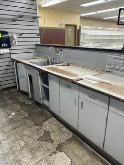FLORAL MILLWORK COUNTER