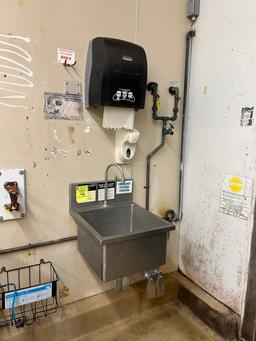 KNEE-OPERATED HAND SINK
