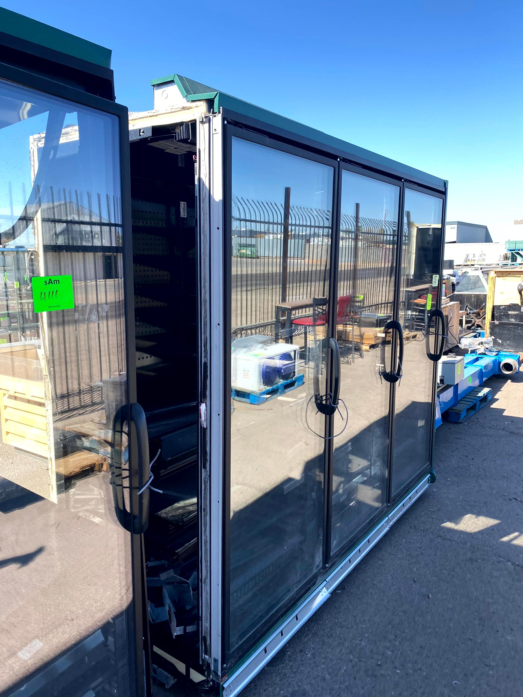 1 DOOR RUN OF 2019 HUSSMANN MEDIUM TEMPS