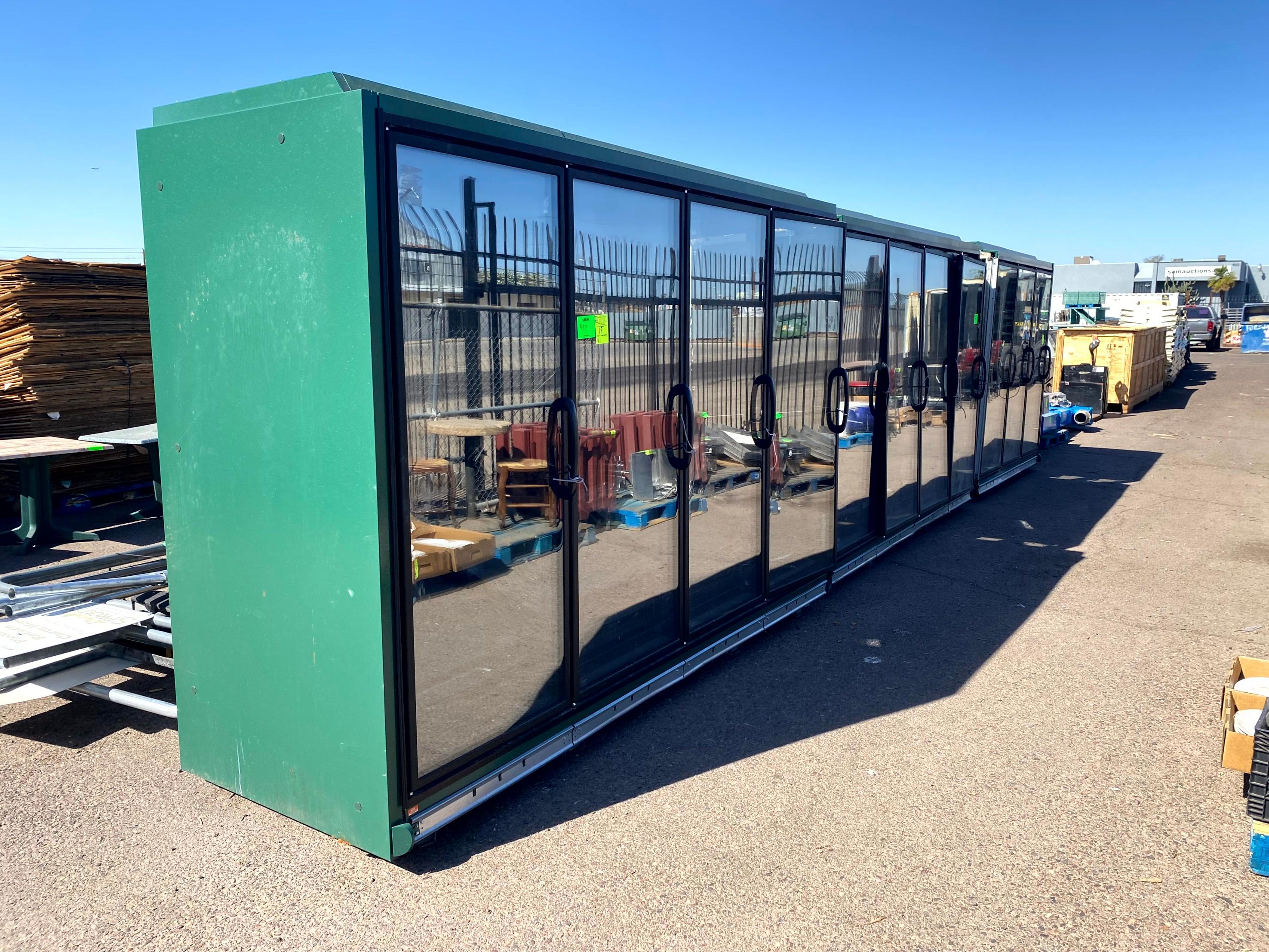 1 DOOR RUN OF 2019 HUSSMANN MEDIUM TEMPS