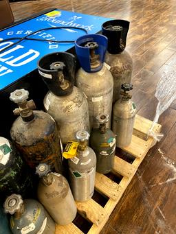 GROUP OF CYLINDER TANKS