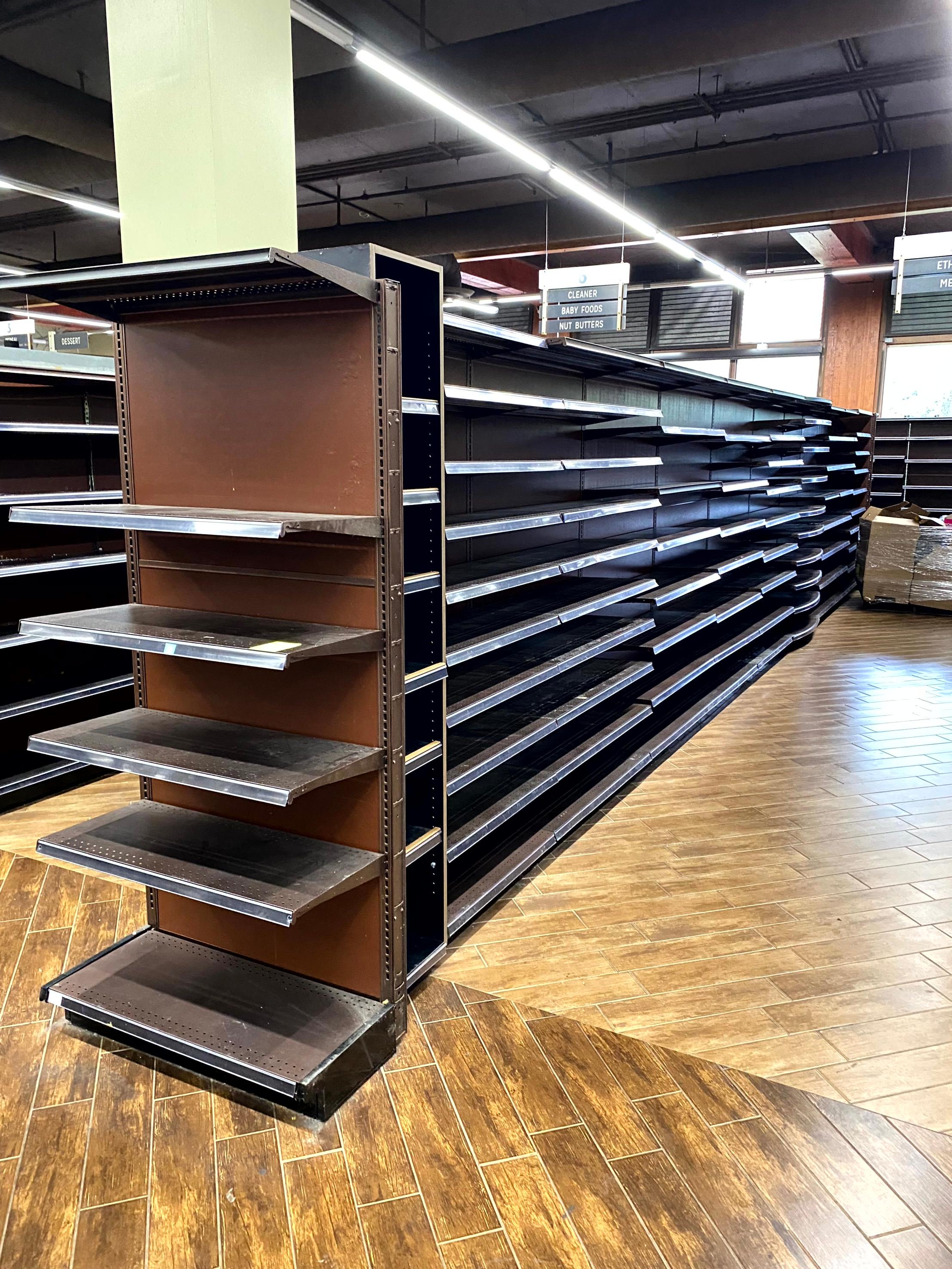 33FT RUN OF LOZIER SHELVING
