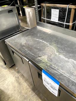 TRUE REFRIGERATED WORKTOP