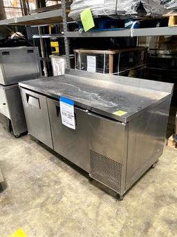 TRUE REFRIGERATED WORKTOP