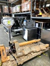 NEW GLOBAL 5000LBS MANUAL PALLET JACK