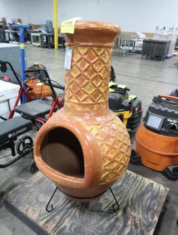 Chimeneya on stand